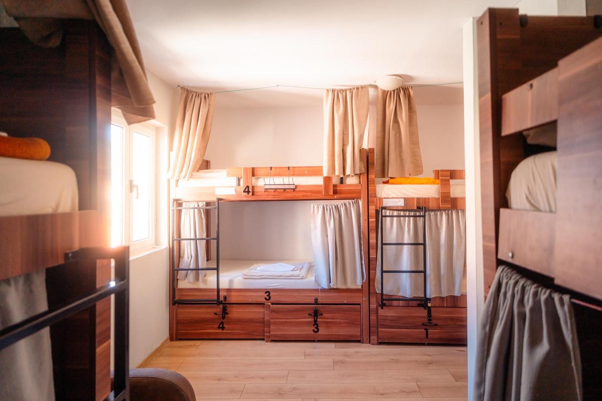Freedom Hostel بودفا المظهر الخارجي الصورة
