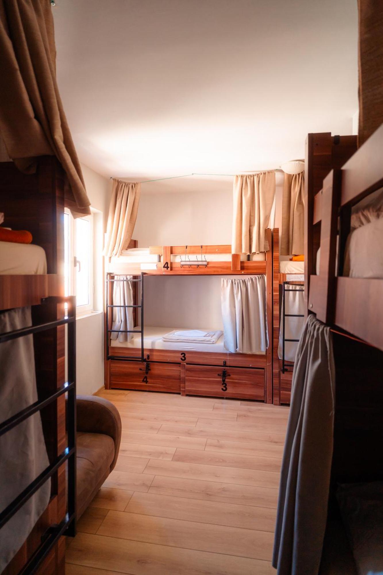 Freedom Hostel بودفا المظهر الخارجي الصورة
